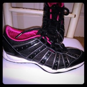 Women's Adidas size 7